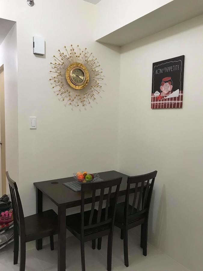 Jj Suites Tagaytay @ Wind Residences Tagaytay City Buitenkant foto